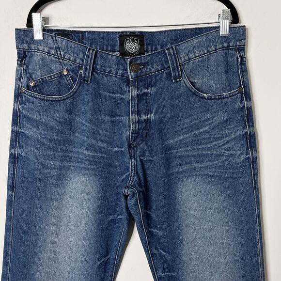 Rock & Republic Mens Taylor Bootcut Jeans 34 Embellished Flap Pockets Distressed - Picture 4 of 14